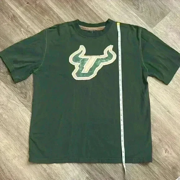 Men’s University of South Florida Bulls green short sleeve tshirt - Picture 3 of 5